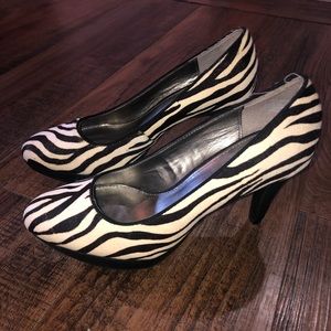 Bandolino zebra heels